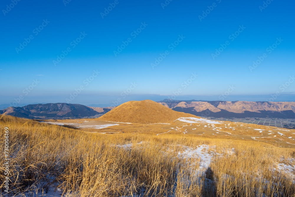 Obraz premium 阿蘇山からの風景