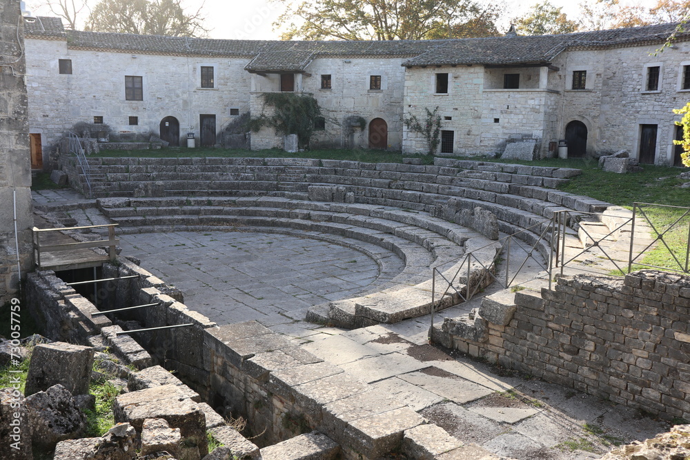 Altilia - Teatro romano nel Parco Archeologico di Sepino