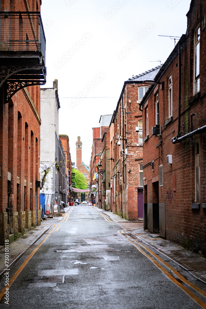 Historic Manchester: A Glimpse of Architectural Beauty Amidst Urban Streets