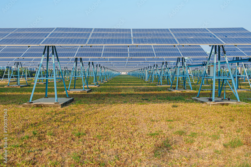 Solar Photovoltaic of solar farm view, solar plant rows array of on the water mount system Installation in earthen pond, water storage. Floating solar or floating photovoltaics (FPV)
Solar Photovoltaic of solar farm view, solar plant rows array of on the water mount system Installation in earthen pond, water storage. Floating solar or floating photovoltaics (FPV)