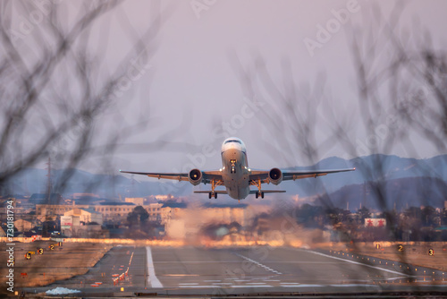 飛んだ飛行機 photo