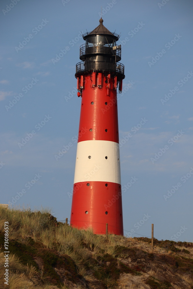 Leuchtturm in Hörnum auf der deutschen Nordseeinsel Sylt im Norden Leuchtturm in Hörnum auf der deutschen Nordseeinsel Sylt im Norden