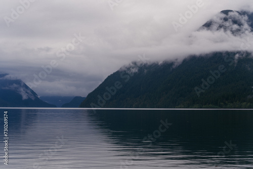 Fototapeta Naklejka Na Ścianę i Meble -  Alouette Lake in Ears Provincial Park in British Columbia, Canada