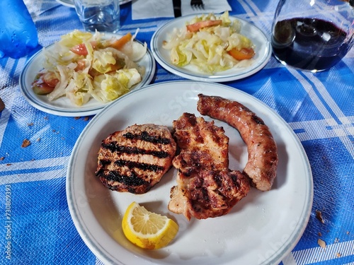 Obraz na płótnie Altilia - Arrosto misto al Ristorante Porta Tammaro w salonie