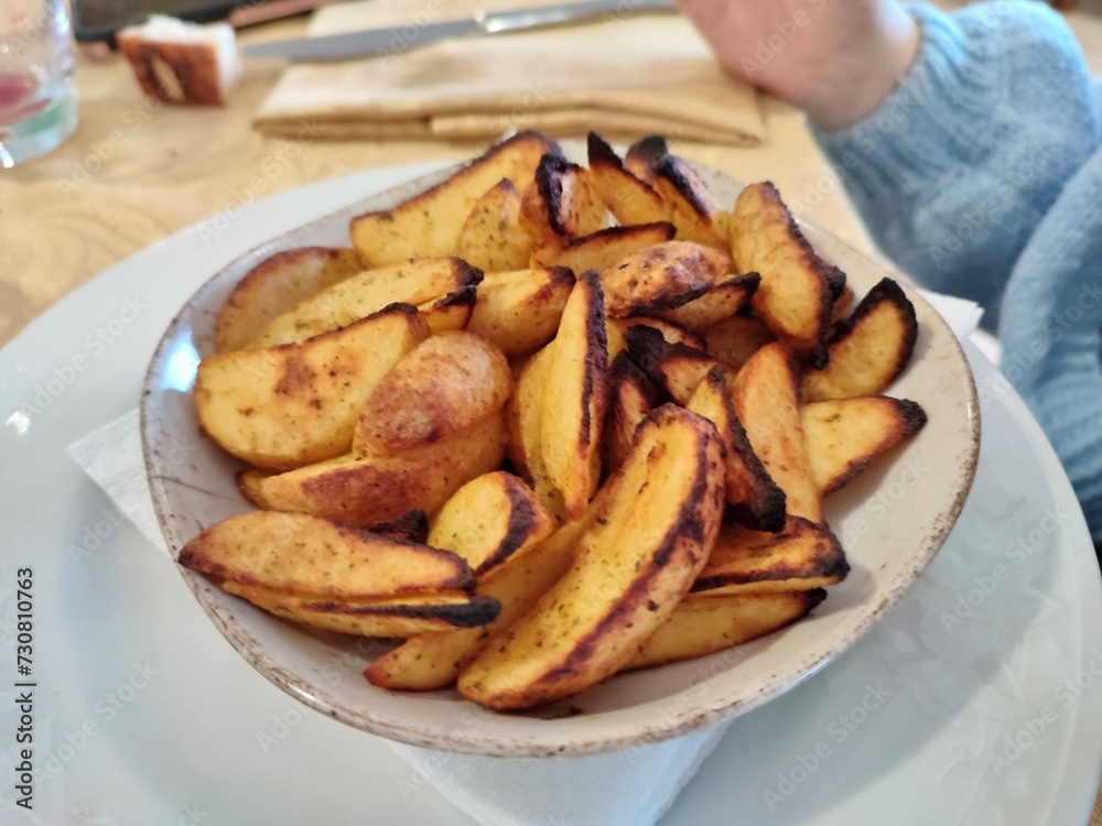 Vinchiaturo - Patatine al forno al Ristorante Il Risveglio dei Sapori