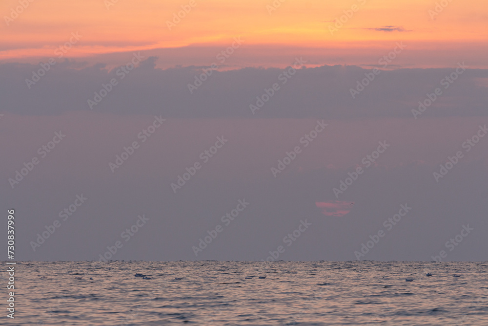 Obraz premium Beautiful sky over the sea before sunrise near the city of Odesa. Ukraine