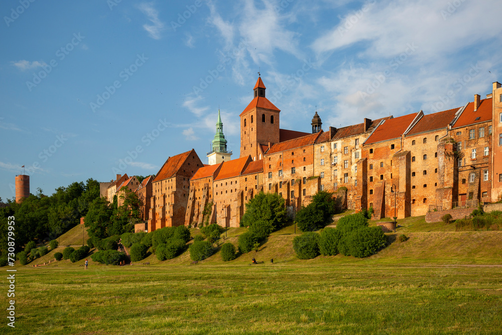 14th century Grudziadz Granaries, fortification complex of river bank on the Vistula river, Grudziadz, Poland 14th century Grudziadz Granaries, fortification complex of river bank on the Vistula river, Grudziadz, Poland
