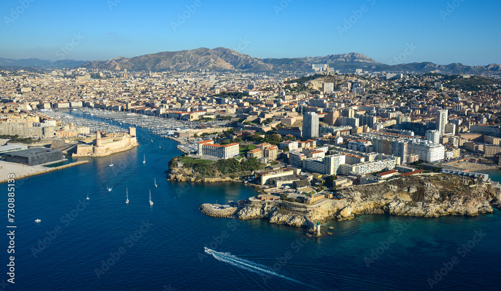 Fototapeta premium Vue aérienne de Marseille Vieux Port