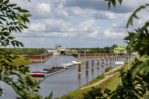 Bilder vom Wasserstraßenkreuz Magdeburg Rothesee Hohenwarthe photo