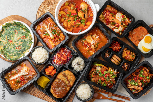 Korean food, braised spicy chicken, pork, kimchi stew, squid, stir-fry, red chili paste jjigae, stir-fried spicy pork, beef brisket, pork cutlet, seafood, soft tofu, side dishes, spicy food, rice,
