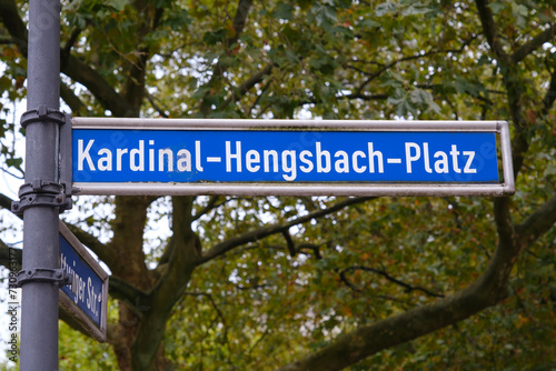 Kardinal-Hengsbach-Platz, Straßenschild, Essen, Ruhrgebiet,  Nordrhein-Westfalen, Deutschland, Europa photo