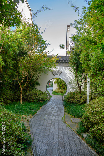 Chinese courtyard and garden architecture