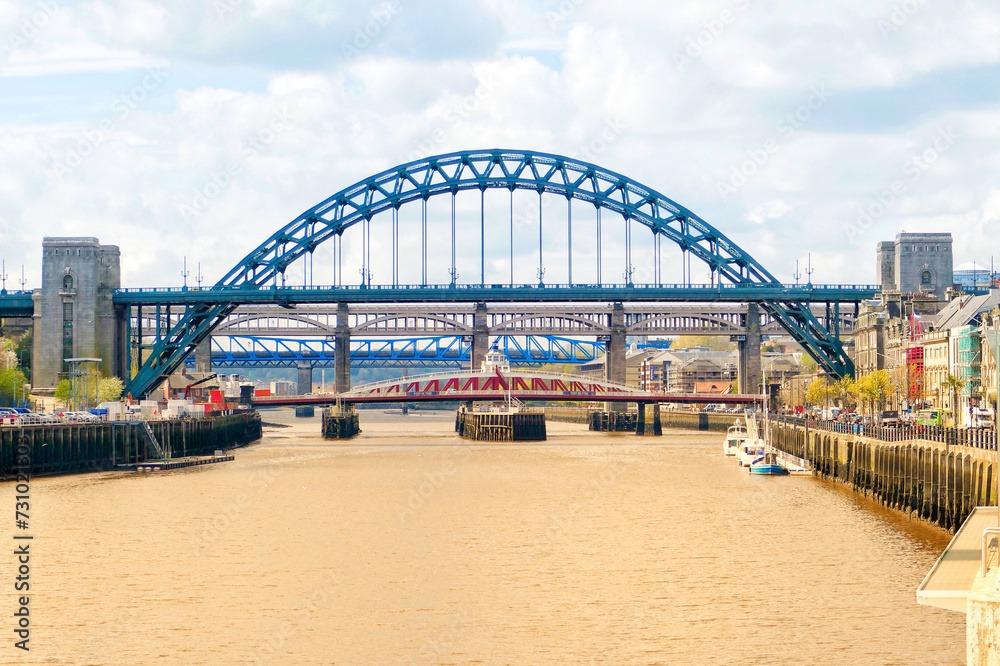 Obraz premium Panoramic Cityscape of Newcastle upon Tyne, UK