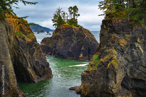 Sea stacks and rugged cliffs at Samuel H. Boardman State Scenic Corridor in Oregon, USA, offering a glimpse into Oregon's natural beauty.