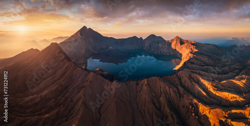 Schilderij op canvas Panorama view of mount rinjani during sunrise, second highest volcano in indones
