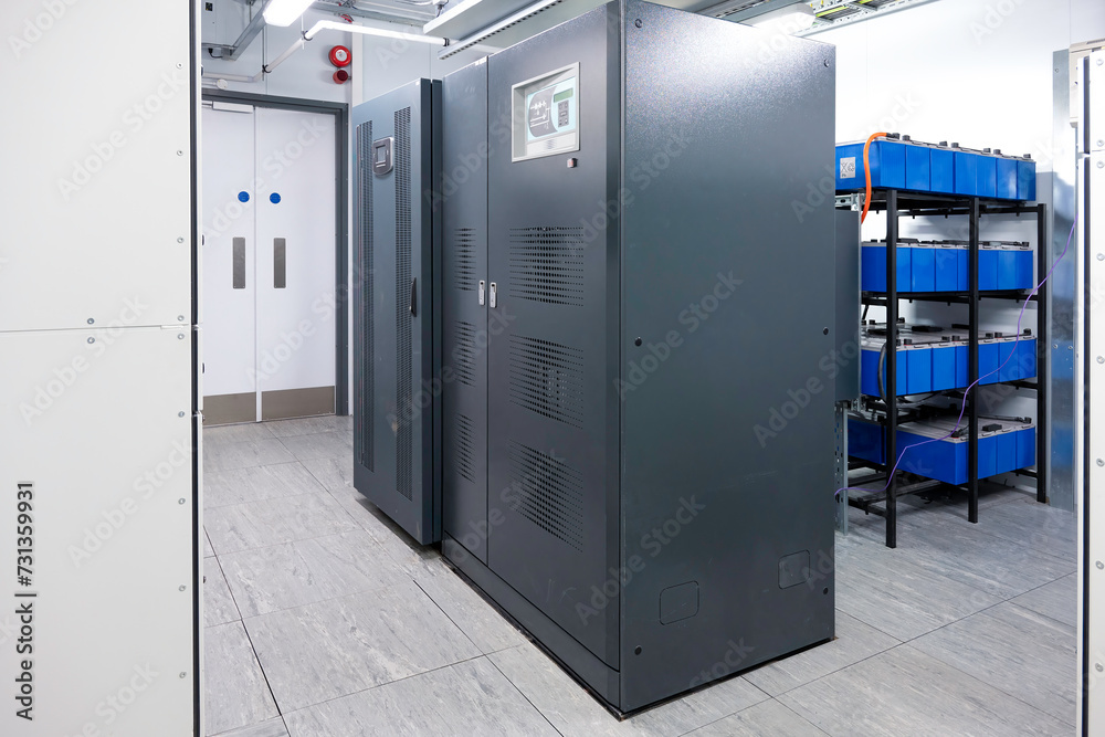 Industrial electric UPS backup system