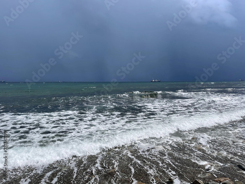 Obraz na płótnie Vladivostok, Ussuriysky Bay in the area of Sobol Bay in cloudy weather in August w salonie