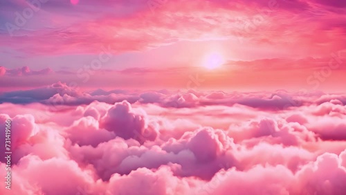 幻想的に流れて輝く雲