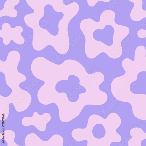 Minimal purple seamless pattern with distorted flowers. Pastel abstract floral background with wavy organic shapes. Modern vaporwave curvy geometric design. Repeat vector illustration