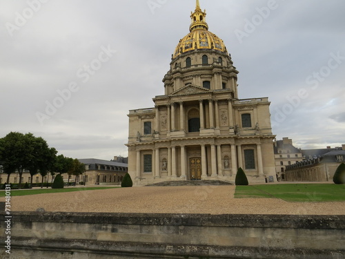 Les Invalides in Paris, France where the Napoleaon is burried. 