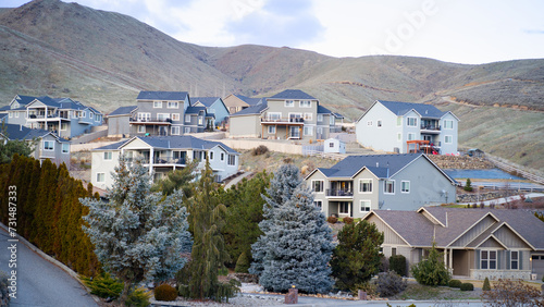 Single family homes in the hills on Washington