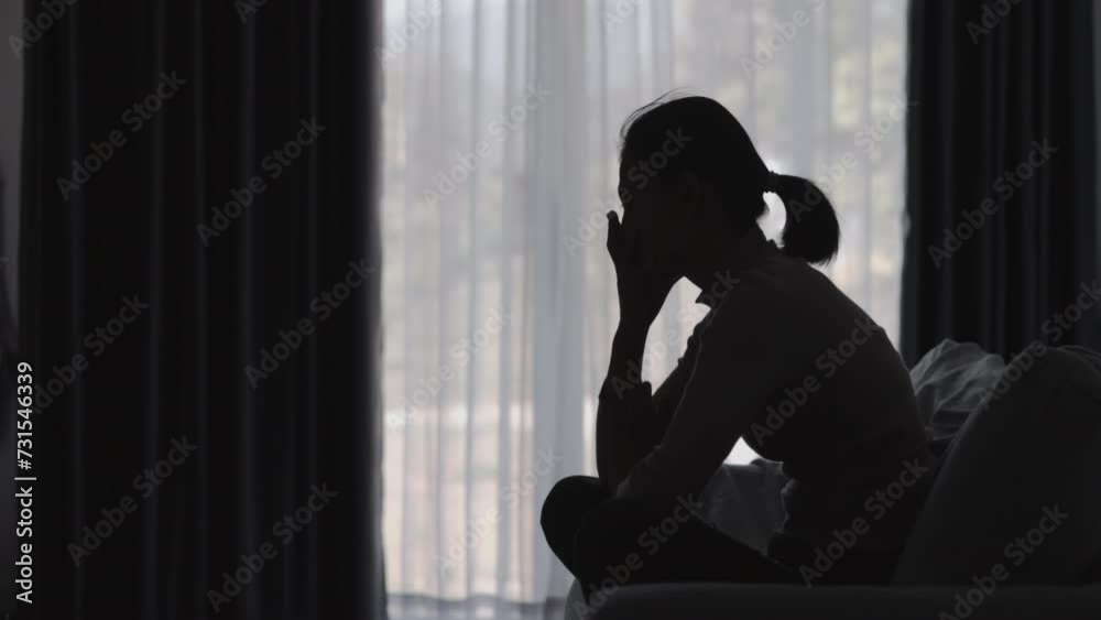 Shadow of a woman. She is depressed and depressed. There are problems. accumulated stress Relationship problems and emotional abuse. Shadow of a woman. She is depressed and depressed. There are problems. accumulated stress Relationship problems and emotional abuse.