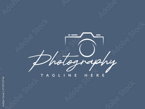 photography logo vector illustration. photo camera logo template
