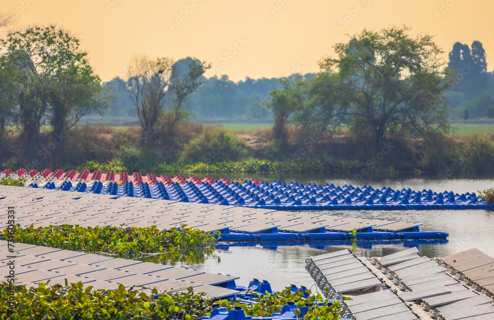 Serene Evening Ambiance Over a Vast Floating Solar Farm in a Tranquil Lake Landscape