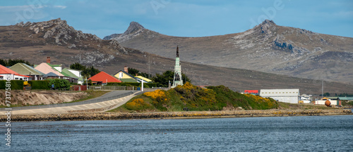 фотографія View of the capital city of Stanley, Falkland Islands (Islas Malvinas), UK