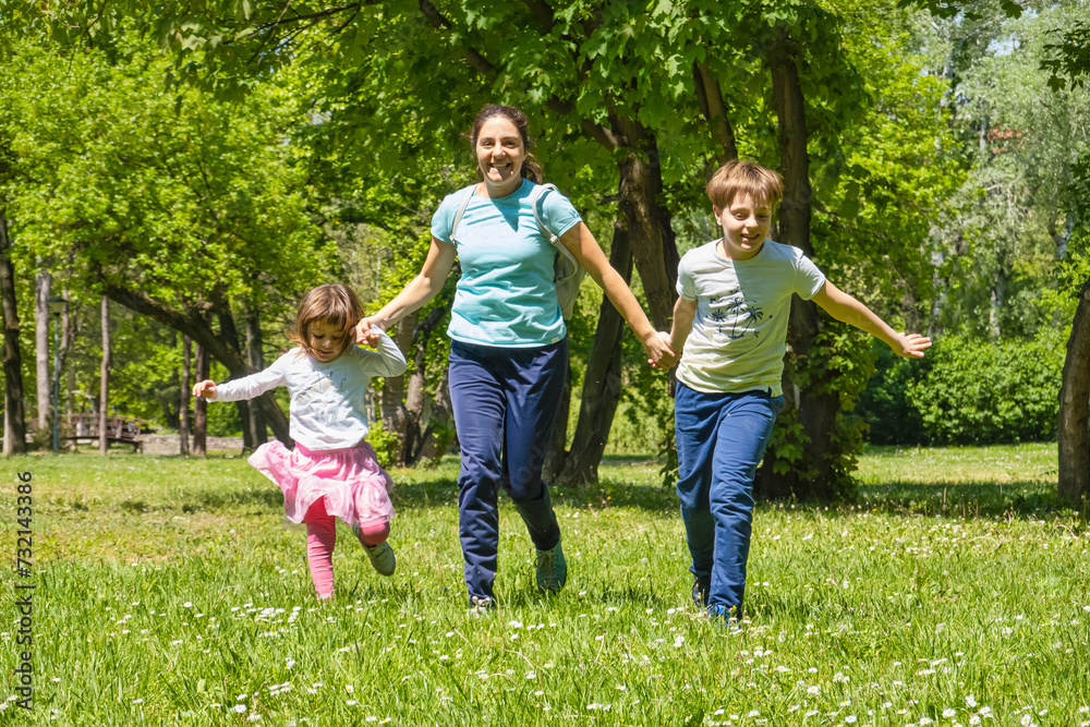 Fototapeta premium Family running