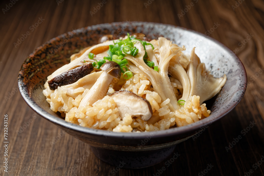 きのこ炊き込みご飯