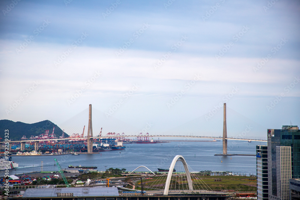 Obraz premium 부산역 앞바다