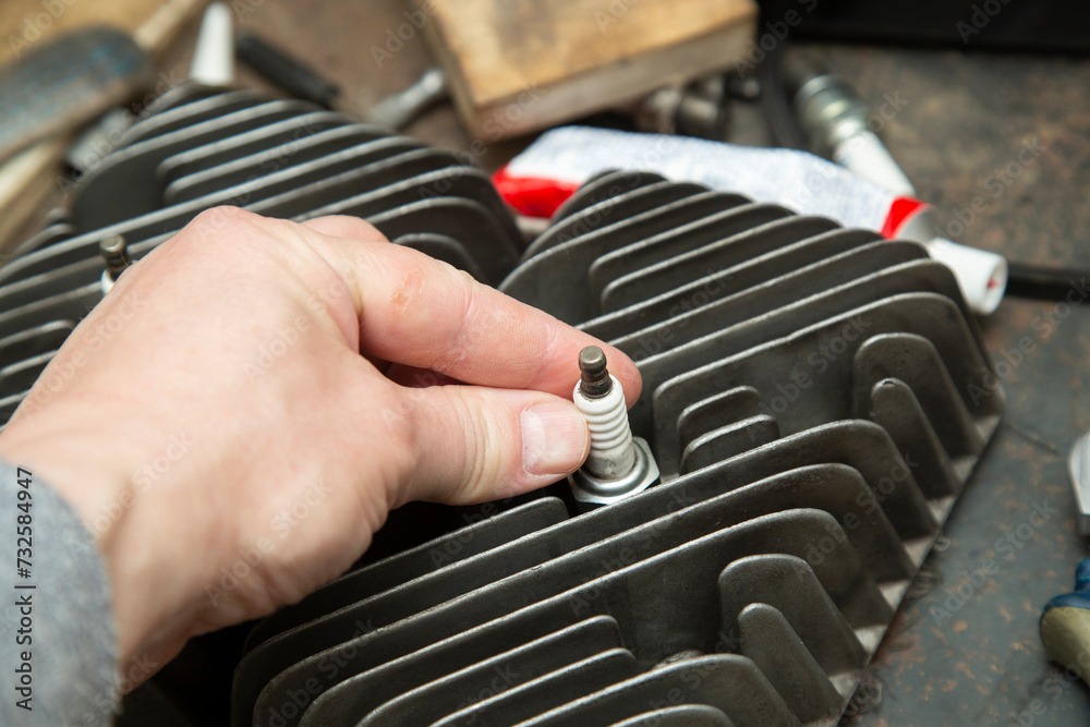 Snowmobile repair.Repair of the snowmobile engine.Disassembly of the