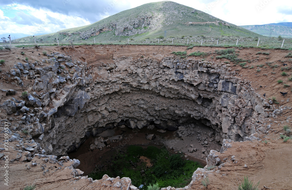 Meteor Pit, located in Doğubeyazıt city of Turkey, is the second largest meteor pit in the world. It was formed as a result of a meteor impact in the 19th century.