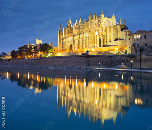 Spanien, Mallorca, Catedral de Palma de Mallorca, Wasser © Rainer Mirau