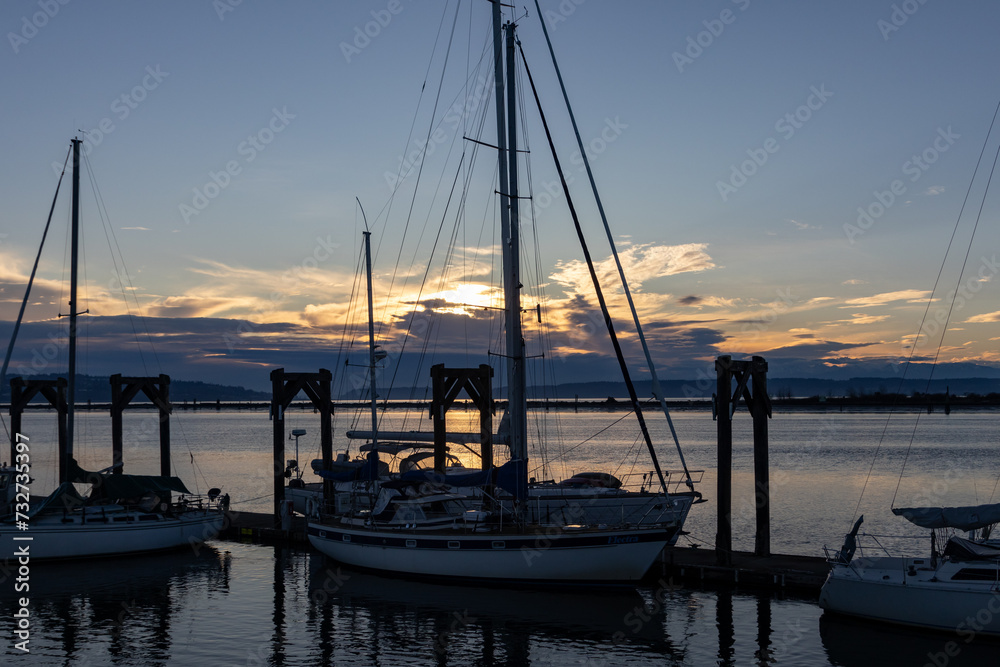 Everett Wa USA Jan 20 2024 - Public waterfront dock at Sunset Everett Wa USA Jan 20 2024 - Public waterfront dock at Sunset