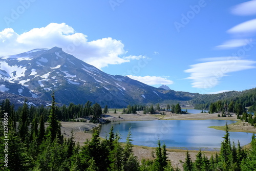 Three Sisters Wilderness Area in Deschutes/Willamette National Forest © William Dillingham