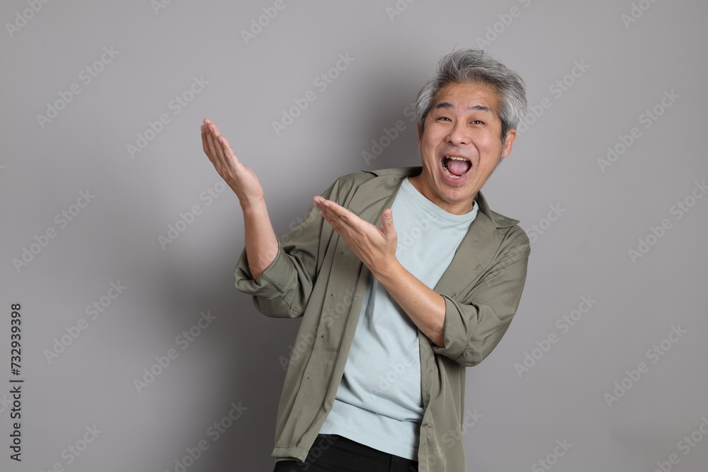 40s Asian Man 40s Asian Man