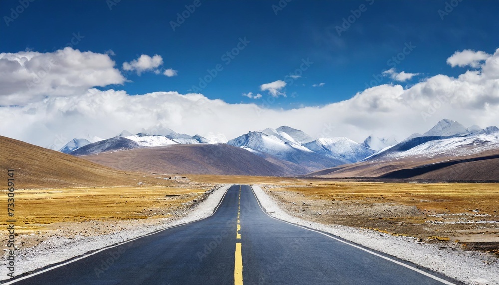 empty road in tibetan plateau