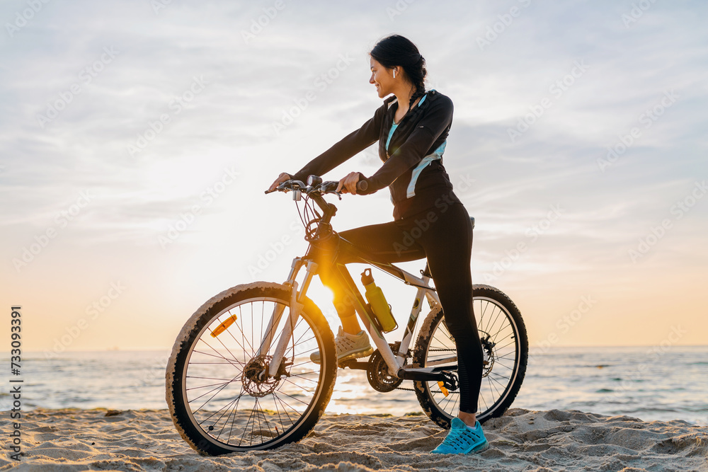 Fototapeta premium woman doing sports in morning