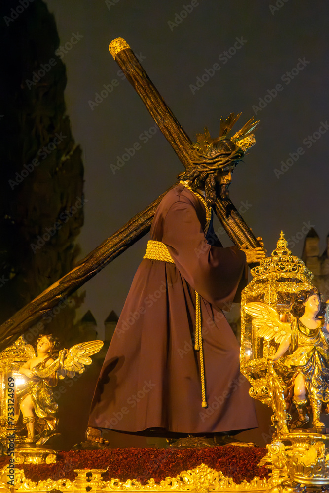 Obraz premium Procesión de Jesús del Gran poder en la semana santa de Sevilla