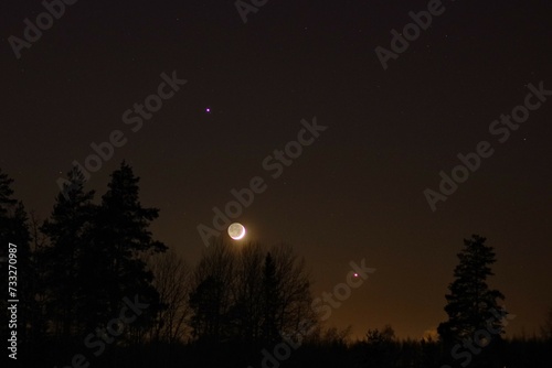 Moon, Jupiter and Venus
2023.02.22 19:35 Leppävirta, Finland
Pentax K-70 + Pentax DA* 55 mm
55 mm, f/2, 2 s, ISO 1600
