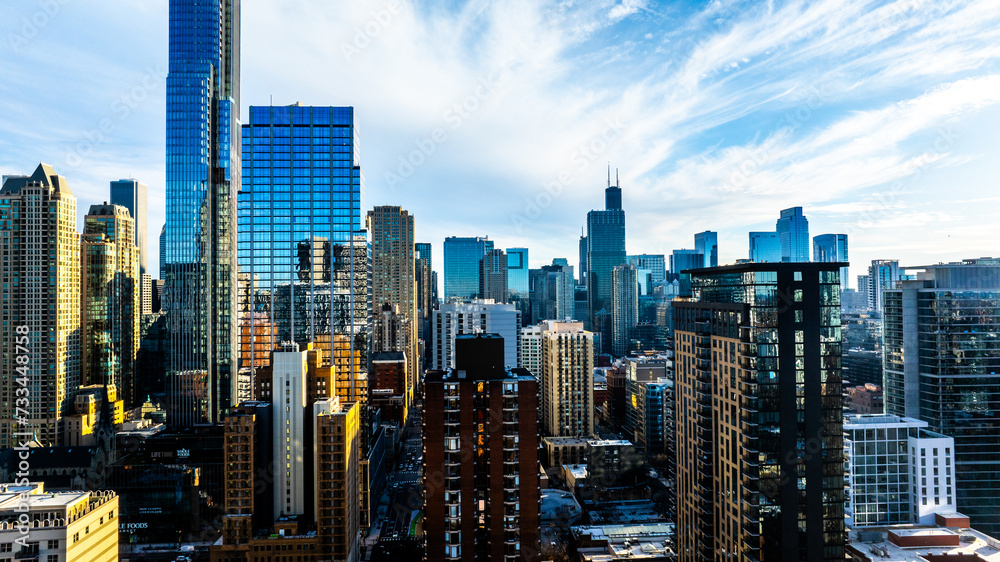 Obraz premium Drone view of Downtown Chicago during the day time