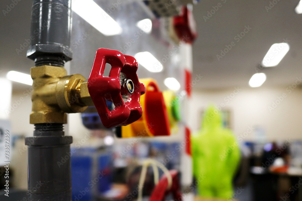 Tools for opening and closing water, gas or kerosene pipes Tools for opening and closing water, gas or kerosene pipes