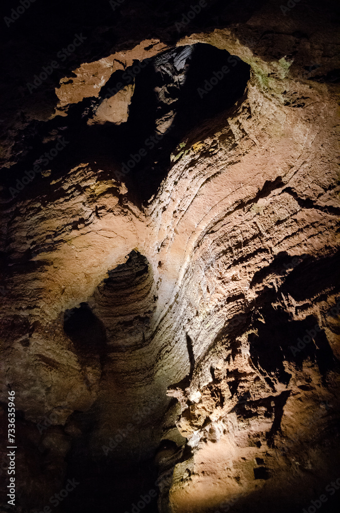 Obraz premium Inside Wind Cave National Park in South Dakota