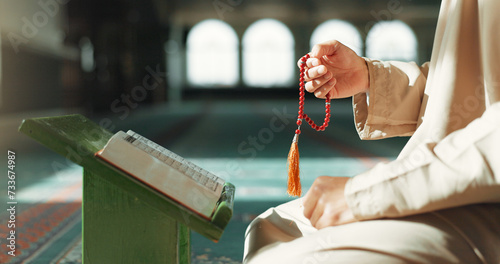 Photos Islam, prayer beads and man in mosque with Quran, mindfulness and gratitude in faith