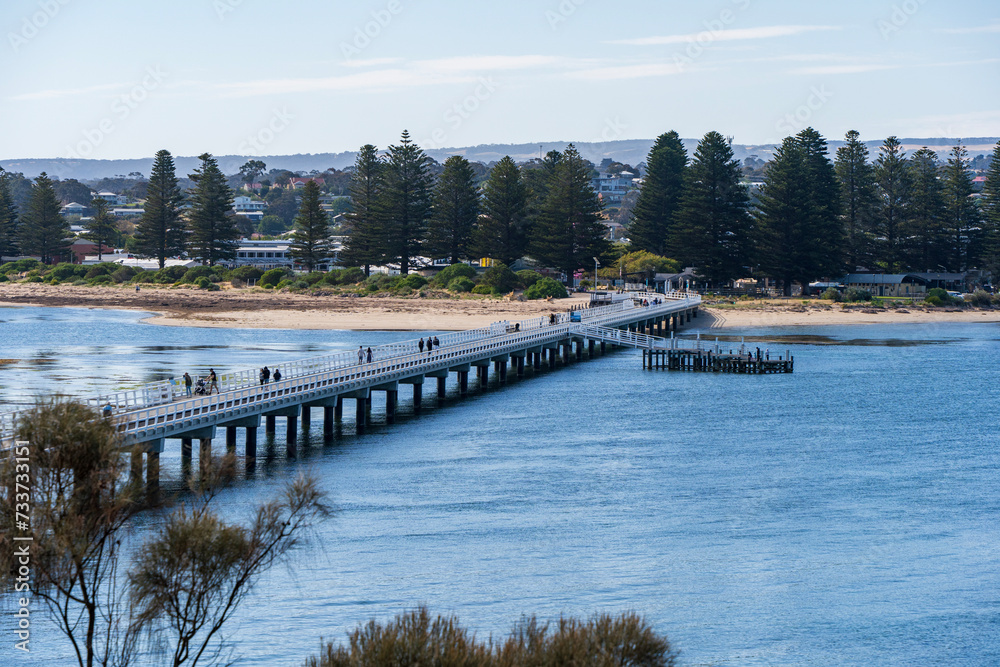 Obraz premium The causeway connecting Victor Harbor and Granite Island