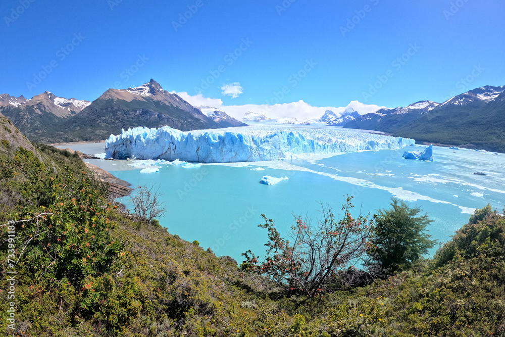 Patagonia:
panorami;
natura;
perito moreno;
montagne;
neve;
ghiacciaio;