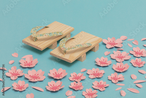 Geta and cherry blossoms