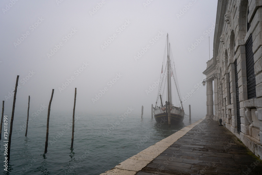 Venezia nella nebbia